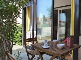 Appartement Studio 2 couchages PORT LEUCATE NATURISME PL010-806