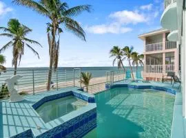 Beautiful Sunset, Perfect Beachfront Pool Home, Sleeps 13