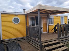 Mobil Home, khu cắm trại ở Torreilles