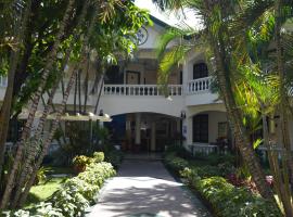 La Planta Hotel and Restaurant, Inc., Hotel in Bais