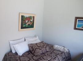 Pousada Muzeli, hotel in Itanhaém