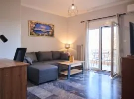 City Center 2-BR Apartment in Mytilene