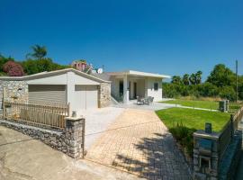 Villa Emily in countryside, hotel em Chania