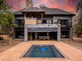 Zebula Golf and Wildlife Estate - The Milkyway Pax 12 - Moi Signature Luxury villa
