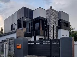 Shanis Luxurious Home, vila v destinaci Lautoka