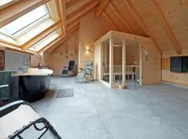 living TIMELESS- Haldenhof Loft, Luxus Schwarzwald-Retreat mit Sauna
