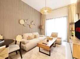 1BHK Poolview Apartment With Balcony - Timber Retreat