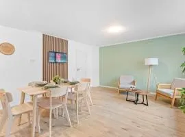 home2stay Apartments in Nürtingen Zentrum Kitchen, Wifi, Smart TV