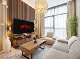 Luxury 1-Bedroom Apartment with Hall in Mamsha