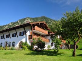 Gästehaus Gritscher, hotel v destinaci Josefsthal