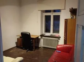 Biały dom Cyprysowa 11
