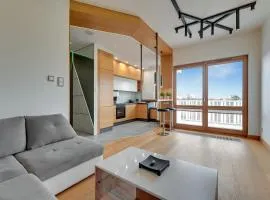 MilaBaltica Seaside, Sauna, Gym & Parking by Lion Apartments