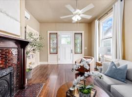 Historic Suite Downtown Macon - Unit 2，位于梅肯的酒店