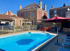 La Villa des Roses Gîte Chambres d'hôtes Piscine chauffée