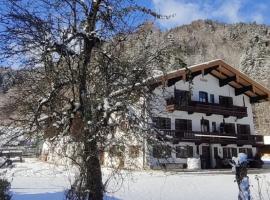 Hansenbauernhof inkl. Chiemgaukarte, hotel en Ruhpolding