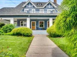 Wine Country Home with Yard Walk to Downtown!