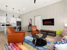 Modern Home Nr Dt, River Walk, Alamo Wifi Games
