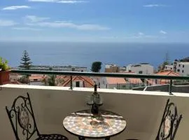 Sea view T2 Relax Apartment with parking by MadeiraBest4you