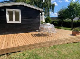 Cozy And Modernized Fishing Cabin, hotel v destinaci Hornslet