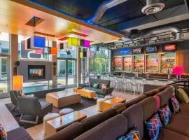 Aloft by Marriott Portland Airport at Cascade Station