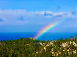 Mv62 lakeview condo with hot tub, hotel a Stateline