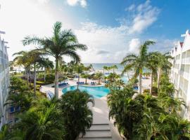 Renaissance Wind Creek Aruba Resort, hotel with hot tubs in Oranjestad