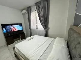 Enorme 3 habitaciones, 7 camas, centro de machala