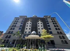 The Grand Puteri Hotel