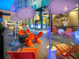 Aloft Buffalo Airport