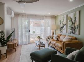 Sunset Poolside - Stay 3, Pay 2 - Spring Specials!, hotel en Mollymook