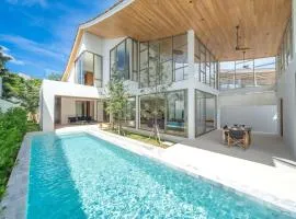 Brand-New & Luxury 5BR Pool Villa Trinity C2