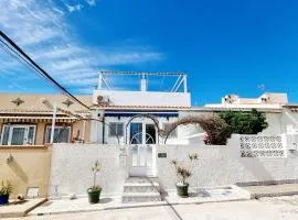 Bungalow near the Salt Lakes of Torrevieja and La Mata and their beaches