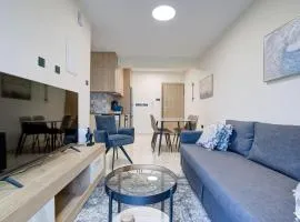 Steps from the Sea, Downtown, Balcony - Prokymea 75