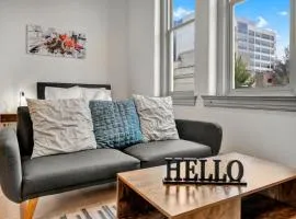 Bright and Modern Studio in Louisville # 308