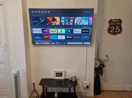 Cosy 1 Bed Apt in Lincoln with amenities Parking,