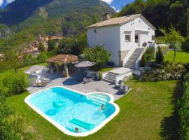 Les Hortensias, B&B in Lantosque