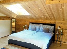 Apartment Chalet Grittelihus, between Interlaken - Gstaad, Hotel in Diemtigen