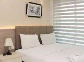 Comfort 2BR at Grand Kamala Lagoon Apartment By Travelio