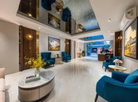 Vista Hanoi Hotel