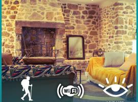 Ker Tirvi - vue mer - wifi, Hotel in Crozon
