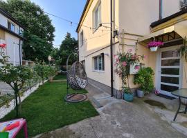 Guesthouse Citycenter, villa em Craiova