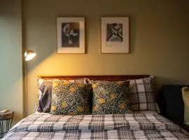 PEONY Rustic Apartment Sukhumvit, Nana BTS