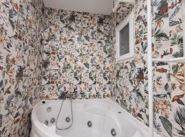 Precioso Loft con Jacuzzi，桑坦德的飯店