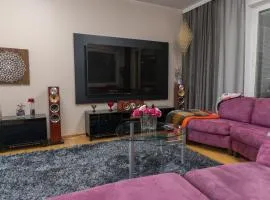 Luxury apartment with sauna, grill and garage