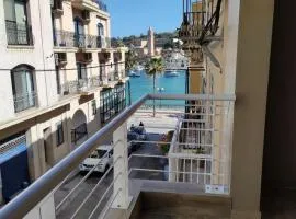 Il-Girna- Modern Seaside Accommodation