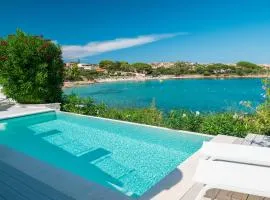 Villa Bianca with a heated swimming pool