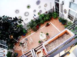 Casa Patio Santa Marta