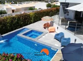 #221 Cerro Grande by Home Holidays