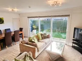 Dochart 3 Bedroom Apartment - Edinburgh