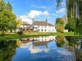 Home with Natural Mineral Spring Water near Stamford